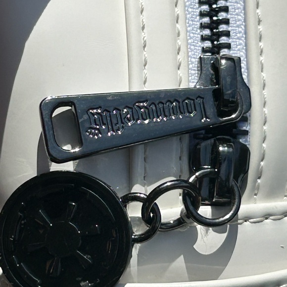 Loungefly Star Wars Stormtrooper Lenticular Mini Backpack - Picture 5 of 17